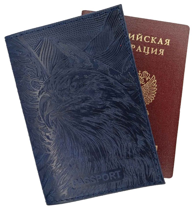 Цена: 152.60 руб. Обложка для паспорта из натуральной кожи, синий, сплошное тиснение по коже "Орел"