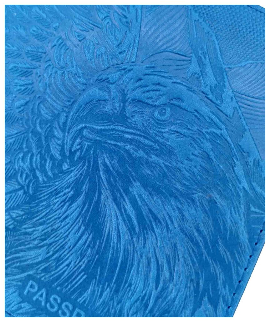 Цена: 152.60 руб. Обложка для паспорта из натуральной кожи, голубой, сплошное тиснение по коже "Орел"