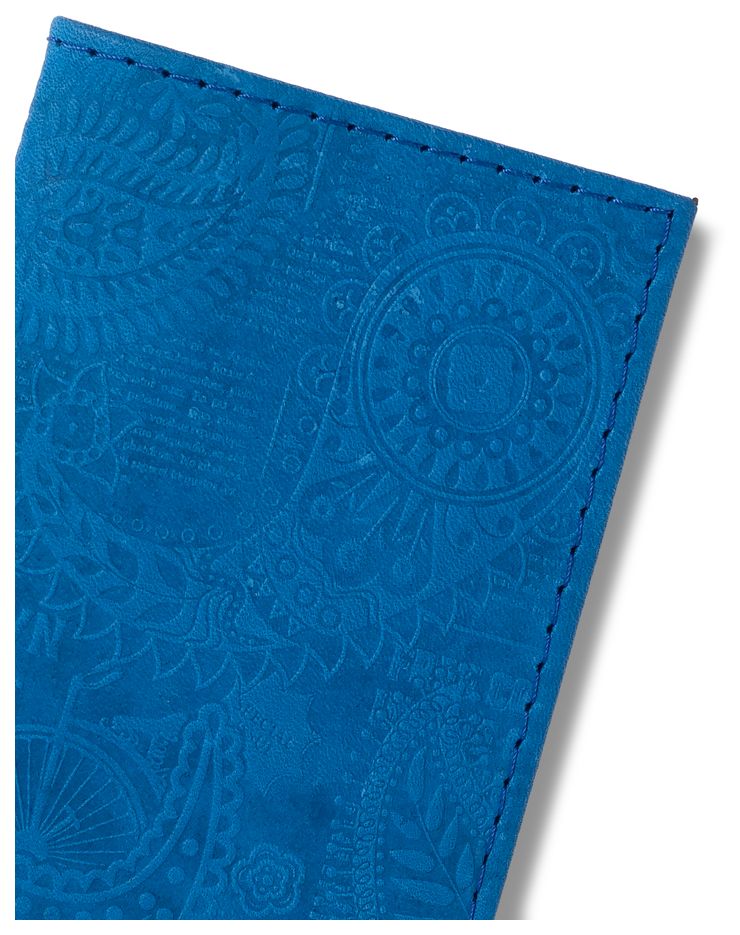 Цена: 170.10 руб. Визитница вертикальная 1 секц. (18 карманов) из натуральной кожи, голубая, тиснение "Индийский орнамент"