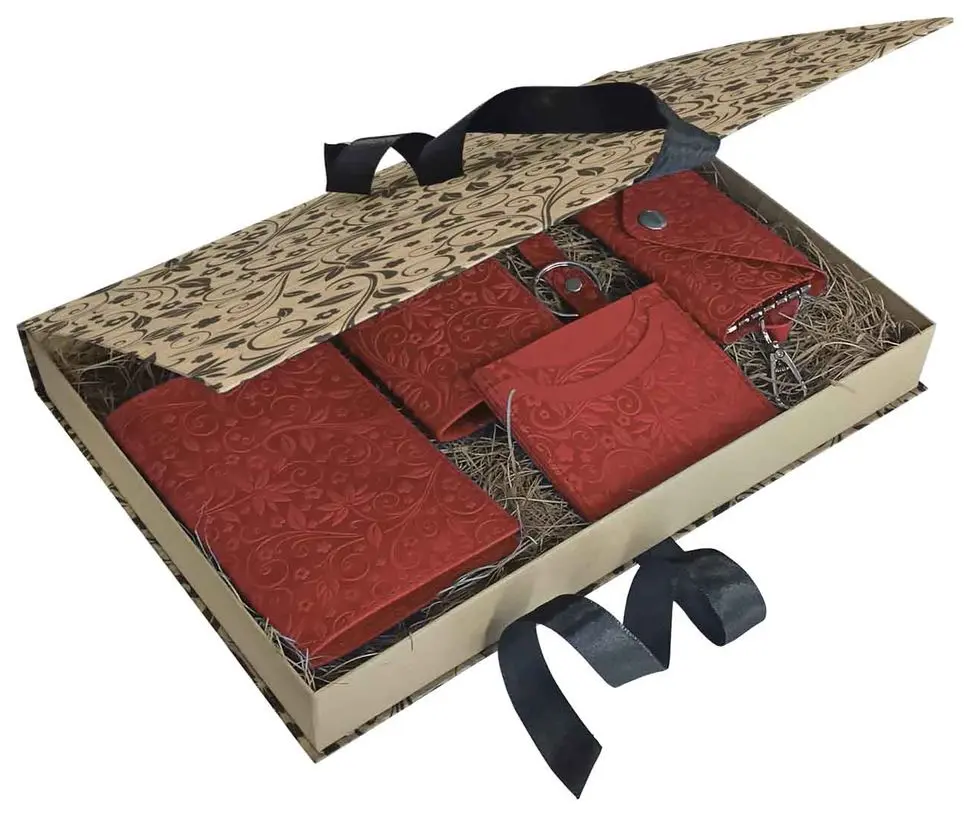 Подарочный набор "Бомонд" из натуральной кожи, красный, тиснение "Флаверс"