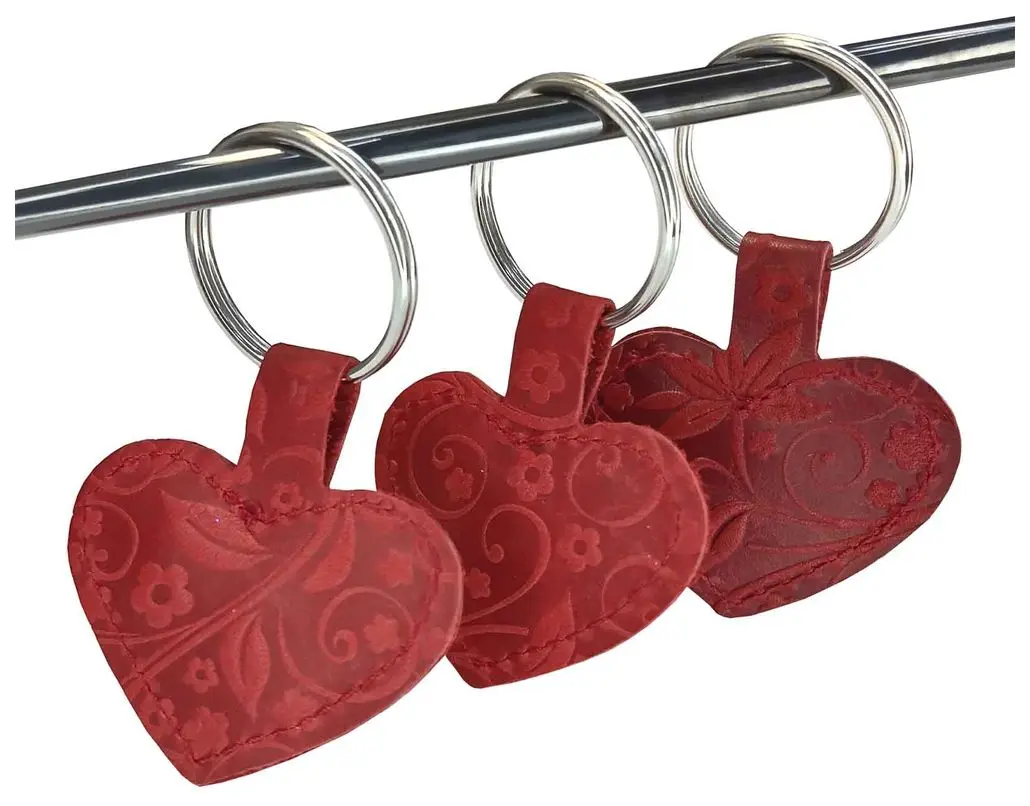 Брелок для ключей из натуральной кожи "Сердечко", красный, тиснение по коже конгрев "Флаверс"